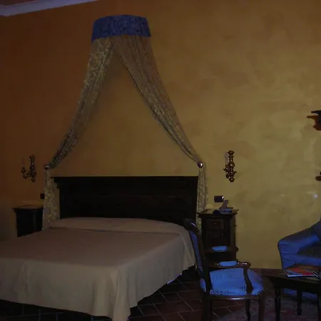 Hotel Il Podere 4*