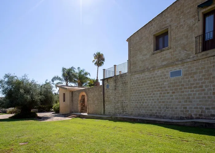 Il Podere מלון 4*