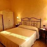 Il Podere Отель 4*