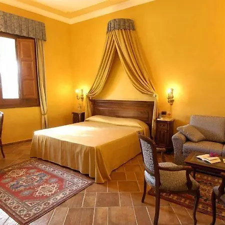מלון Il Podere 4*